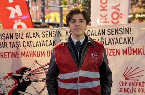 Türkiye I Asgari ücreti protesto eden 19 yaşındaki genç tutuklandı