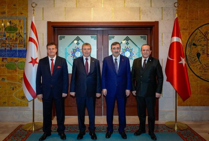 Üstel ve hükümet ortakları Ankara’da Yılmaz ile görüştü