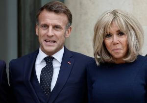 Brigitte Macron’un siber zorbalık davasında karar: “Biyolojik olarak erkek” olduğunu iddia eden 10 kişi suçlu bulundu