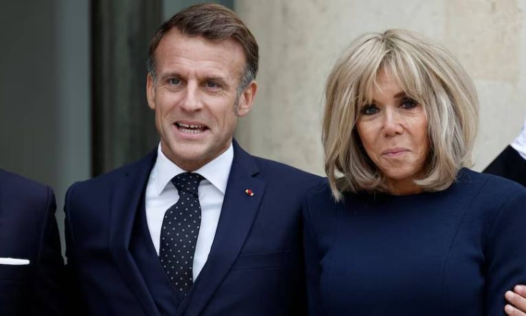 Brigitte Macron’un siber zorbalık davasında karar: “Biyolojik olarak erkek” olduğunu iddia eden 10 kişi suçlu bulundu