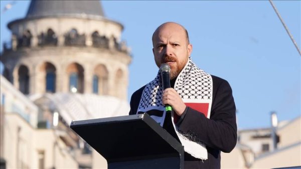 İsrail, Bilal Erdoğan’ın da aralarında olduğu 29 kişiyi kara listeye aldı; ülkeye girişleri yasaklandı