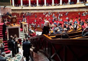 Fransa’dan tarihi adım: Evlilikte cinsel ilişki zorunluluğu kaldırılıyor, cinsellik “görev” olmaktan çıkıyor