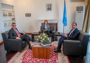 BM arabuluculuğunda Kıbrıs’ta üçlü görüşme tamamlandı: Doğrudan diyalog şart, müzakere kapısı aralık