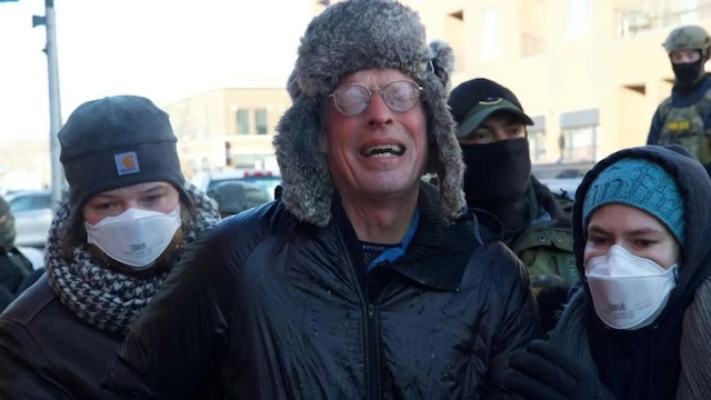 Minneapolis’te ICE müdahalesi bir can daha aldı: Gözaltı sırasında vurulan 51 yaşındaki erkek öldü