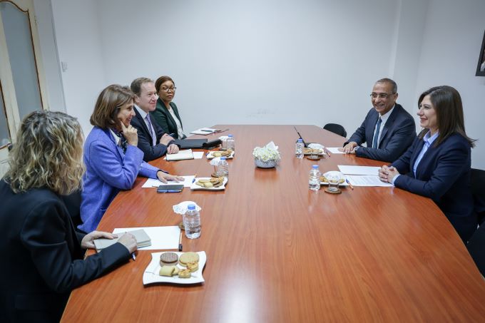 CTP Genel Başkanı İncirli, Holguin ile görüştü