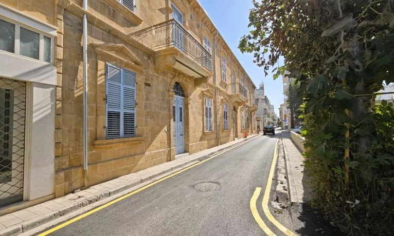 Emlak tartışmasında rakamlar konuştu: “Kıbrıs satılıyor” iddiası abartılı çıktı