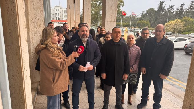 KTAMS, Mağusa Mahkemeleri önünde uyardı: Personel ve araç eksikliği adaleti geciktiriyor