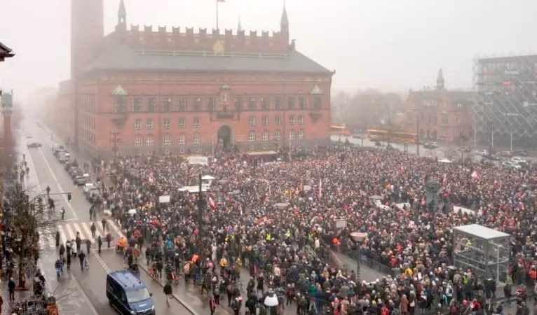 Danimarka ve Grönland’da ABD’nin ilhak planına karşı eylemler düzenleniyor