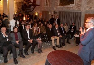 Erhürman: “İyi ki varsınız, iyi ki bizim neslin ezberlerini bozuyorsunuz”