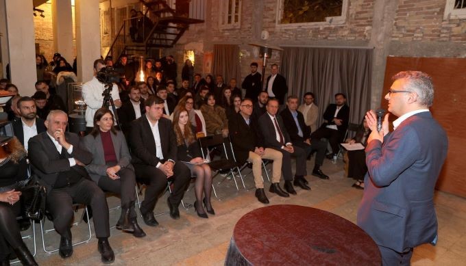 Erhürman: “İyi ki varsınız, iyi ki bizim neslin ezberlerini bozuyorsunuz”