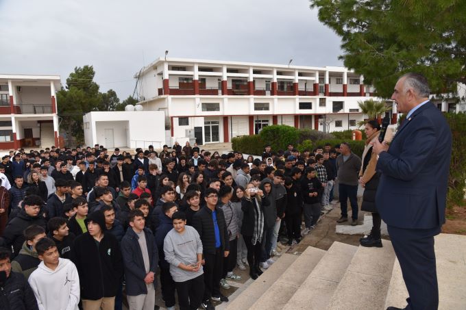 57 bin 413 öğrenci karnelerini aldı, sömestr tatili başladı