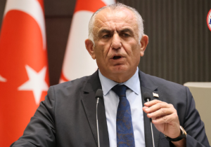 Çavuşoğlu: “DAÜ’yü batmaktan kurtardık”