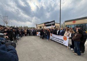 İfade özgürlüğüne vurulmak istenen kelepçeyi kabul etmiyoruz