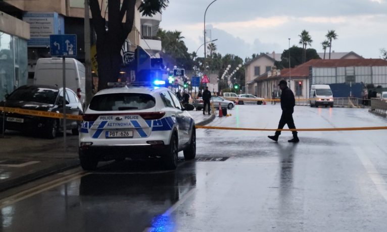 Larnaka merkezinde silahlı çatışma: Dört yaralı I “Çete çatışması” şüphesi