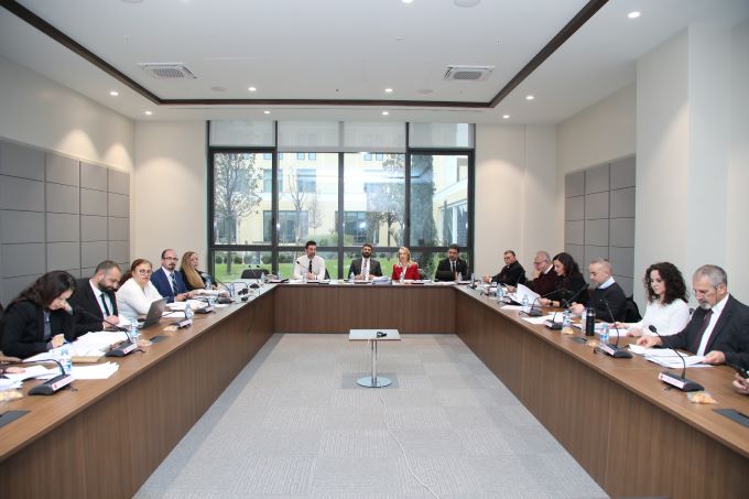 Uzmanlık krizi sürerken Sağlık Hizmetleri Dairesi Yasası Genel Kurul’a sevk edildi