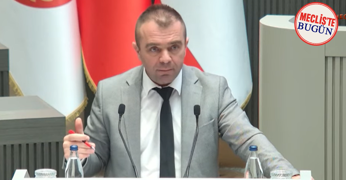 Şahiner: “Narenciyede sorun kronik değil, bilinçli ihmal!”