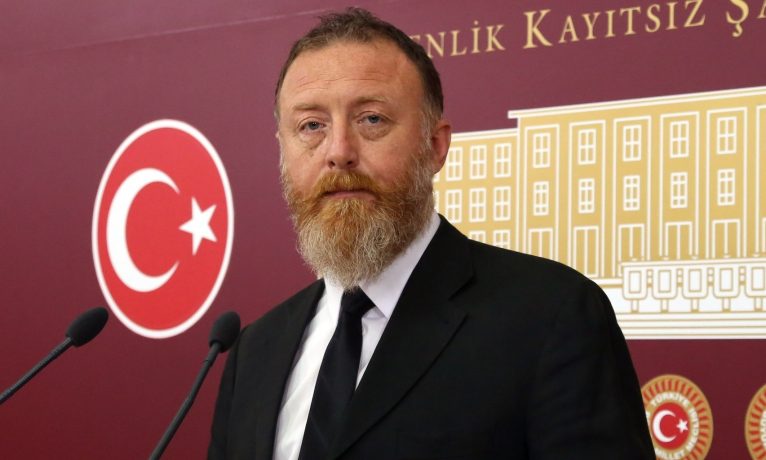 DEM Parti’den Hakan Fidan için görevden alma çağrısı