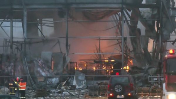 Fabrika yangını: Dört kişinin cansız bedeni bulundu, bir kadın kayıp