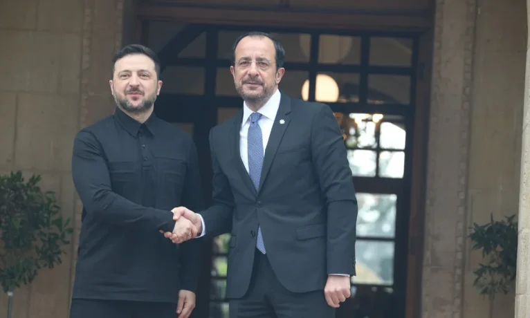 Zelenskiy: “Kıbrıs’ın AB Dönem Başkanlığı sürecinde birçok olumlu adım bekliyoruz”