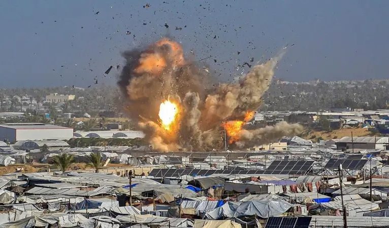 İsrail’in Gazze’deki hava saldırılarında en az 32 Filistinli öldü