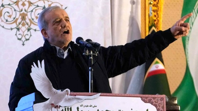 İran Cumhurbaşkanı: “ABD ile ‘adil ve eşit müzakereler’ yürütülmesi talimatını verdim“