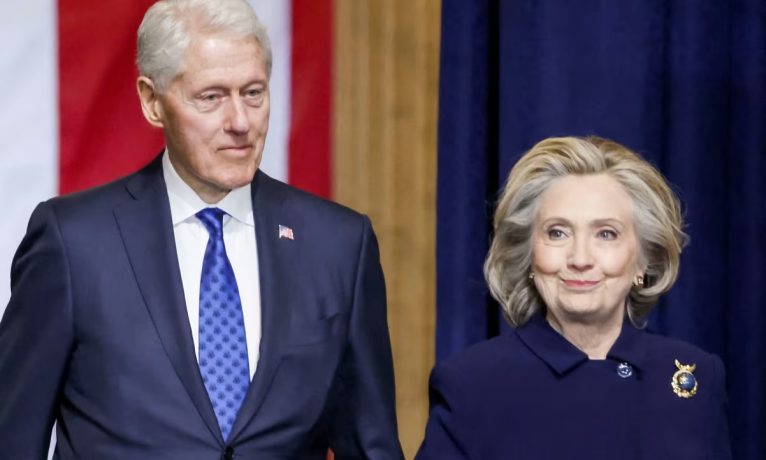 EPSTEIN DOSYASI | Bill Clinton da Kongre’de ifade verdi: “Hiçbir şey görmedim, yanlış bir şey yapmadım”