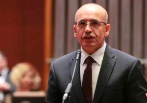 Bakan Şimşek: “Yabancı yatırımcıda ilk kez bu kadar yoğun ilgi görüyorum; politikada öngörülebilirlik giderek artıyor”