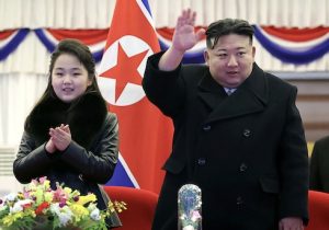 Kuzey Kore’de varis hamlesi: Kim Jong-un gözünü kızına çevirdi