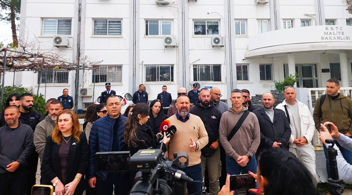 KŞK çalışanları 46 gündür maaş alamadı, KTAMS Maliye önünde grev yaptı