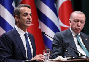Mitsotakis’ten Hristodulidis’e Ankara brifingi