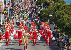 Limasol renk cümbüşüne hazır: 115 araçlı dev karnaval geçidi başlıyor