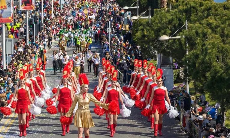 Limasol renk cümbüşüne hazır: 115 araçlı dev karnaval geçidi başlıyor