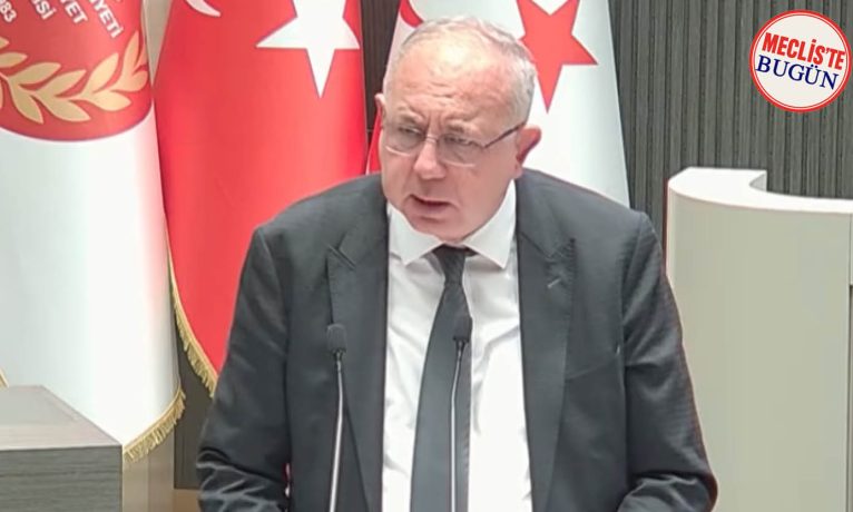 Birinci: “Sağlıkta kaos büyüyor, sandık yakındır”