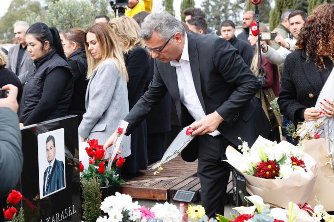 Erhürman Şampiyon Melekler için düzenlenen anma törenine katıldı