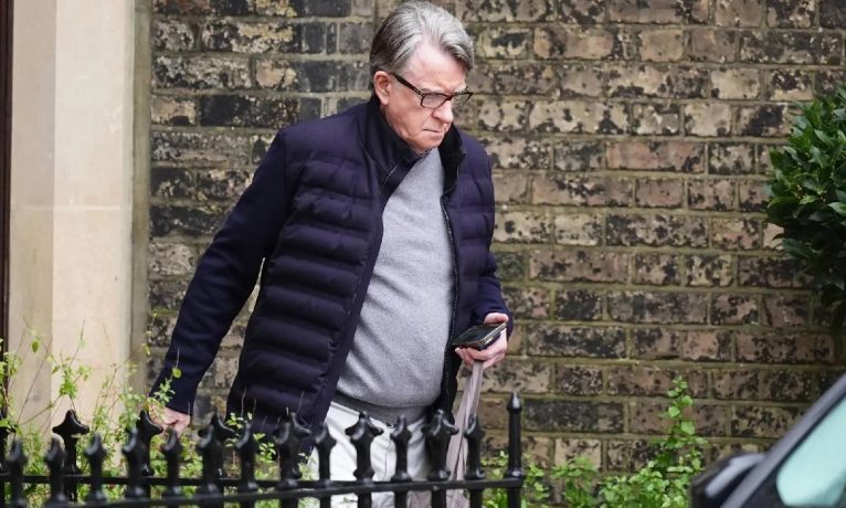 Epstein ile bağlantısı ortaya çıkan eski ABD Büyükelçisi Mandelson gözaltına alındı