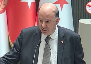 Dinçyürek el yükseltti: “Hekimlerin maaşı 719 bin değil, 800’e yaklaşıyor”