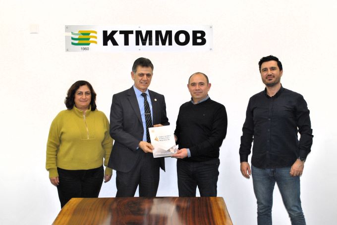 Kamu Hizmeti Komisyonu’nun 2025 Yılı Faaliyet Raporu KTMMOB’ye sunuldu