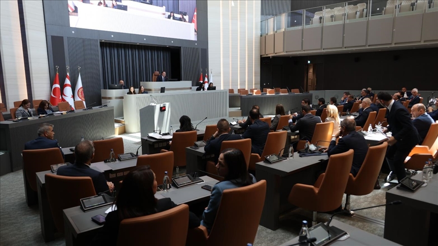 Meclis direnişe devam ediyor: “Bu protokol geçerse 25 yıl tekelleşme, veri devri ve kamu kaybı”