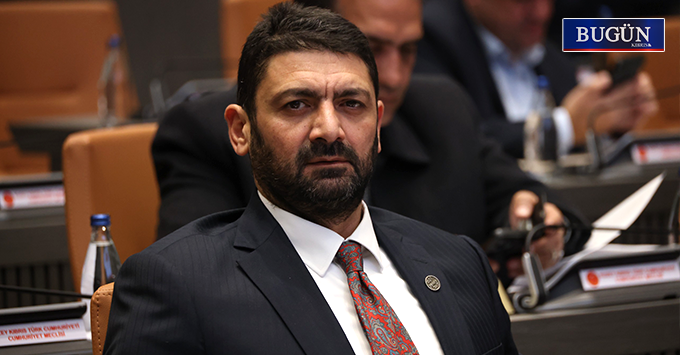 Atun, Meclis oturumunun kapatılmasını “anti-demokratik tavır” olarak niteledi