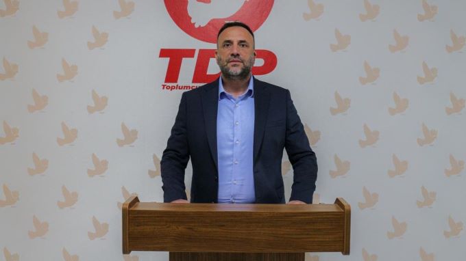 Zeki Çeler: “Dokunulmazlık zırhının arkasına saklanmayın; sandığı kurun, yargının yolunu açın”