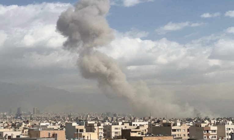 İsrail’den Tahran’ın kalbine darbe: Güvenlik ve istihbarat merkezleri vuruldu!