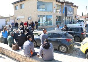 RAF Akrotiri saldırısı sonrası sığınaklar açıldı, Sivil Savunma devrede