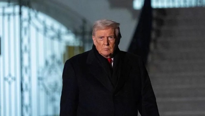 Trump geri̇ adım attı: “İran’a saldırı 5 gün ertelendi“