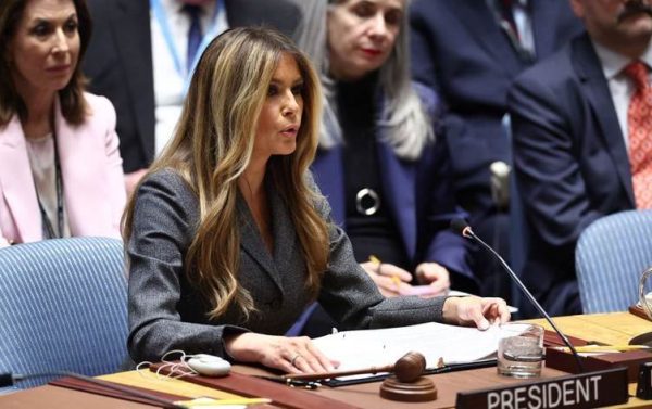 BM Güvenlik Konseyi’nde Melania Trump sürprizi I Salonda diplomasi, sahada füzeler