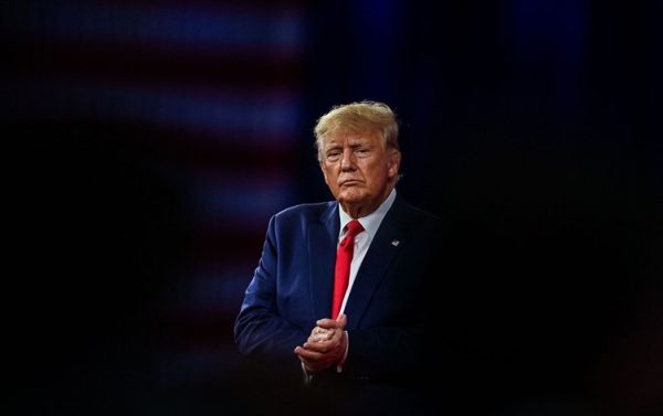 Trump, İran ile diplomasiye kapıyı açtı