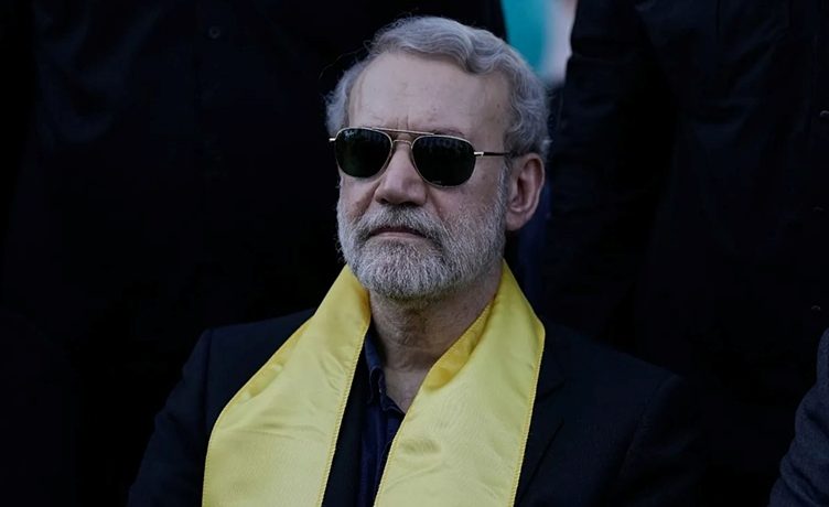 İsrail Savunma Bakanı: “Laricani öldürüldü“