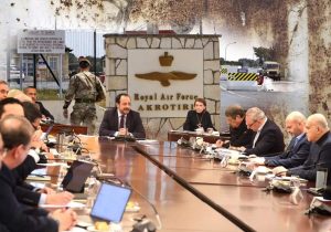 Kıbrıslı Rum yönetiminden İngiliz üsleri için adım