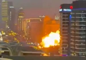 İran’dan Dubai̇’ye füze ve İHA saldırısı I Lüks oteller, havaalanı ve liman hedef alındı; ölü ve yaralılar var!