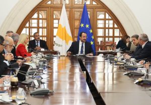 Brüksel temasları masada I Hristodulidis, Ulusal Konsey’i bilgilendirdi