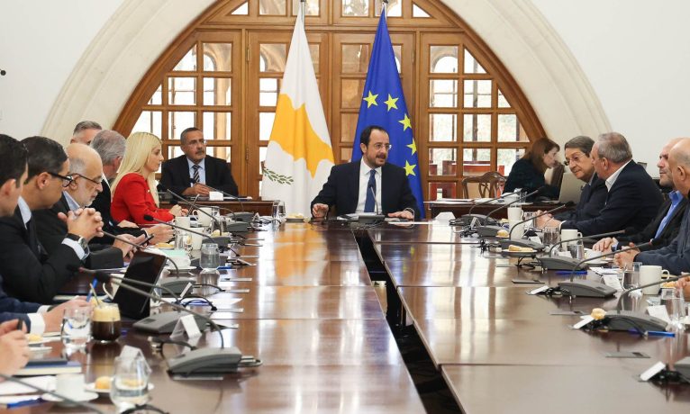 Brüksel temasları masada I Hristodulidis, Ulusal Konsey’i bilgilendirdi